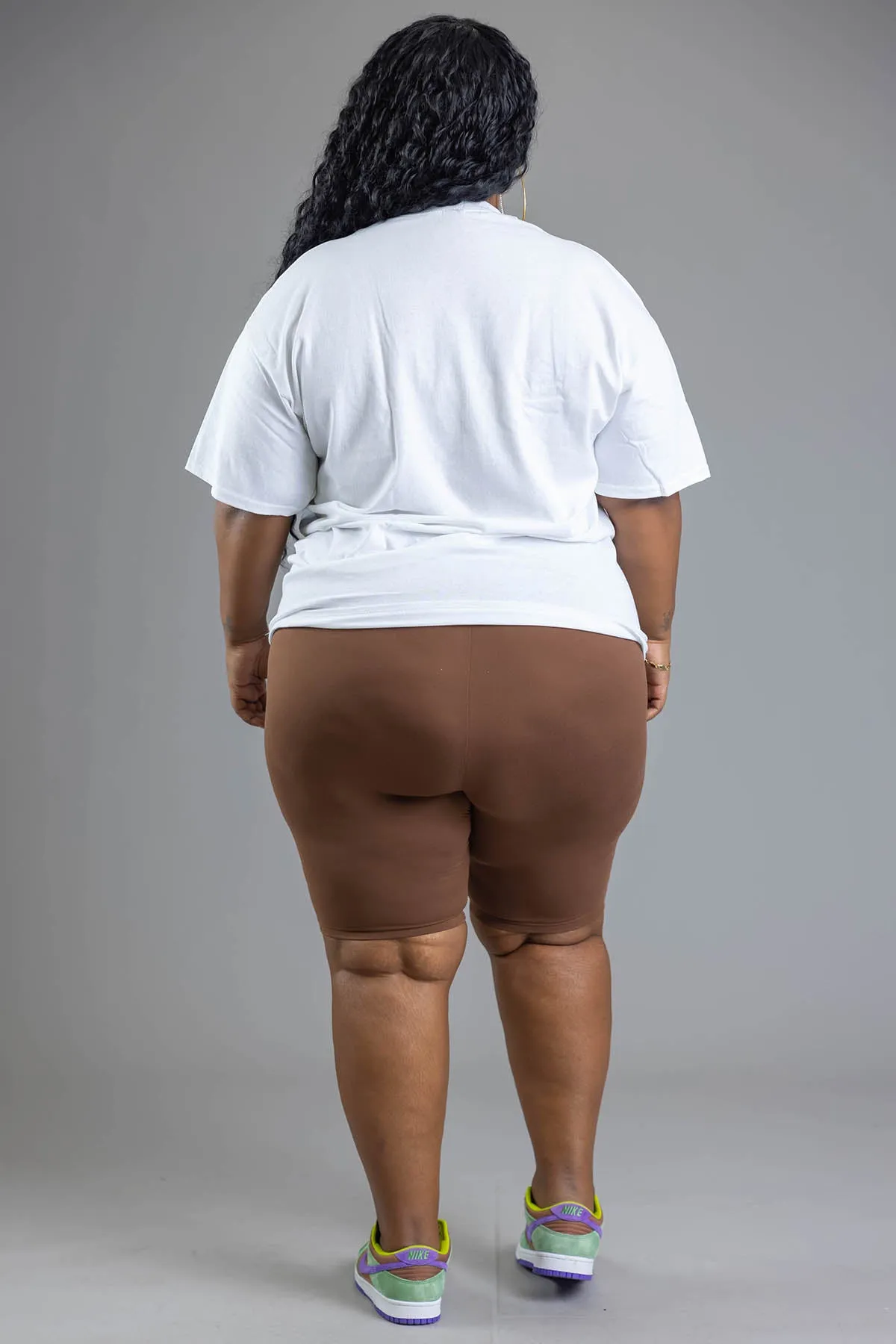 PLUS WHITE N CHOCOLATE SLANTED SPRAY TEE