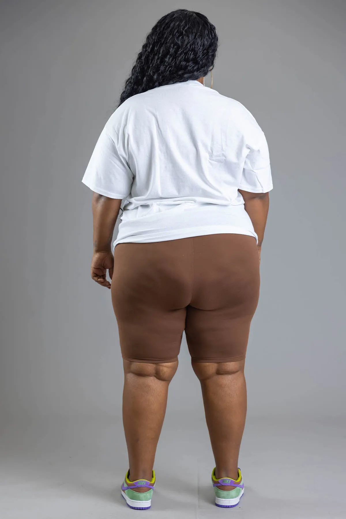 PLUS WHITE N CHOCOLATE SLANTED SPRAY TEE